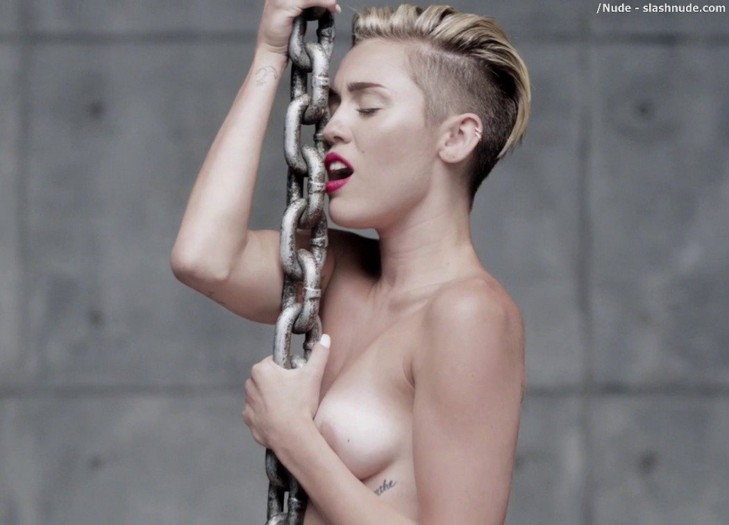 Miley Cyrus Nude In Leaked Uncensored Wrecking Ball Video 28