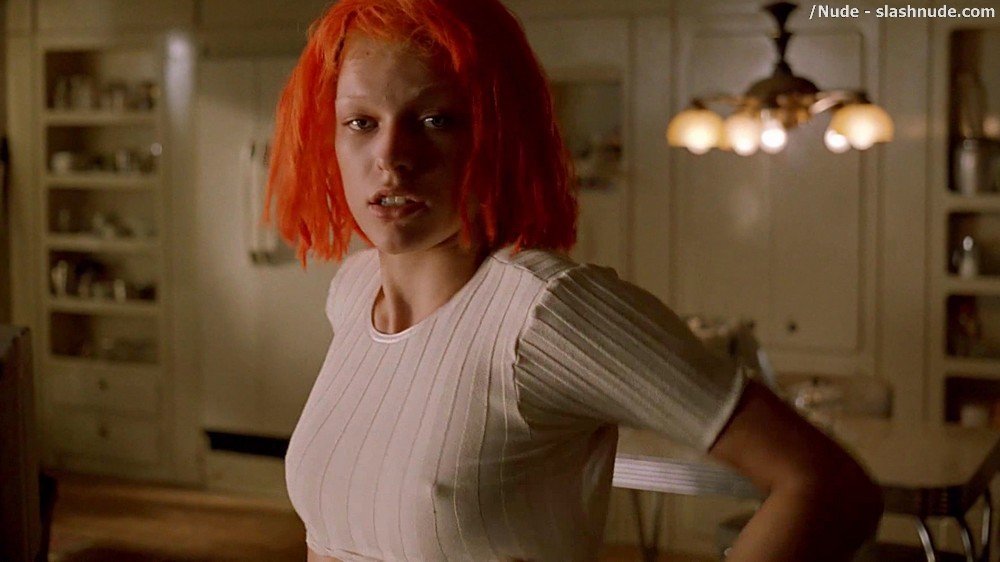 Milla Jovovich Nude In The Fifth Element 17