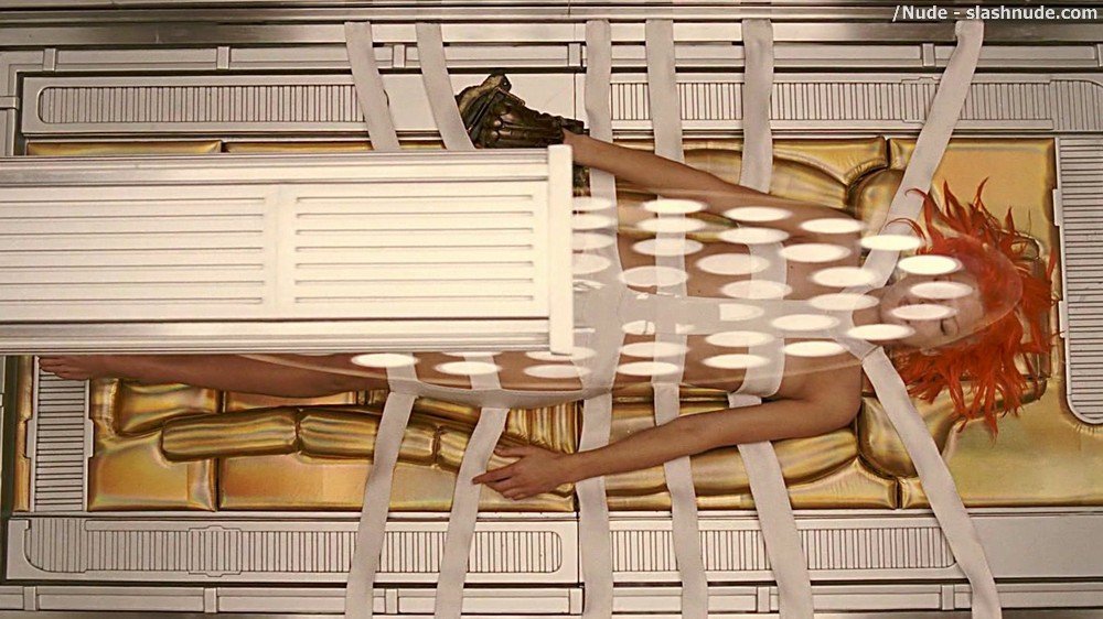 Milla Jovovich Nude In The Fifth Element 5
