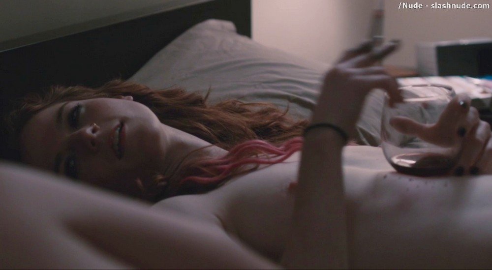 Rose Leslie Topless In Sticky Notes 16
