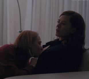anna friel topless with louisa krause in girlfriend experience 1557 5