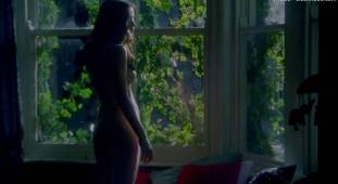 emily blunt nude with natalie press in my summer of love 6622 17