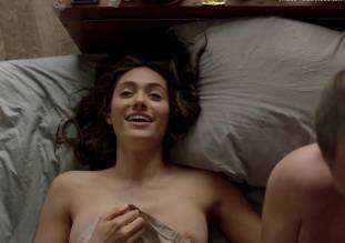 emmy rossum topless in shameless sex scene 0014 17