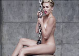 miley cyrus nude in leaked uncensored wrecking ball video 2010 14