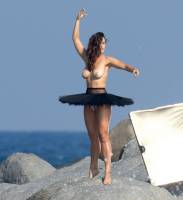 myla dalbesio topless at beach for photoshoot 9069 2