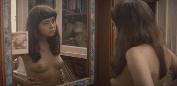 Bel Powley Nude Top To Bottom In Diary Of A Teenage Girl 14