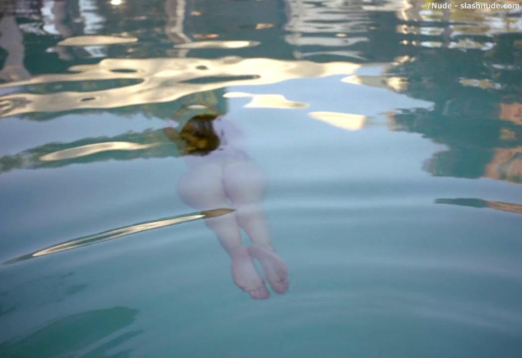 Camilla Luddington Nude For A Swim On Californication 2