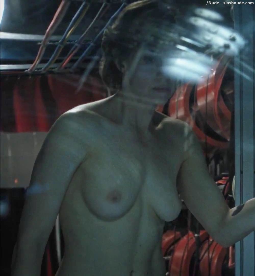 Carrie Coon Nude In The Leftovers 22.