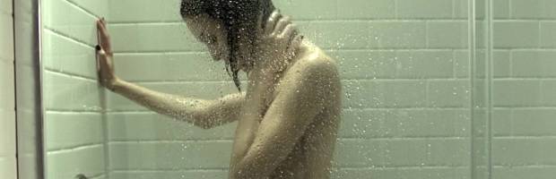 christy carlson romano nude shower scene from mirrors 2 6301