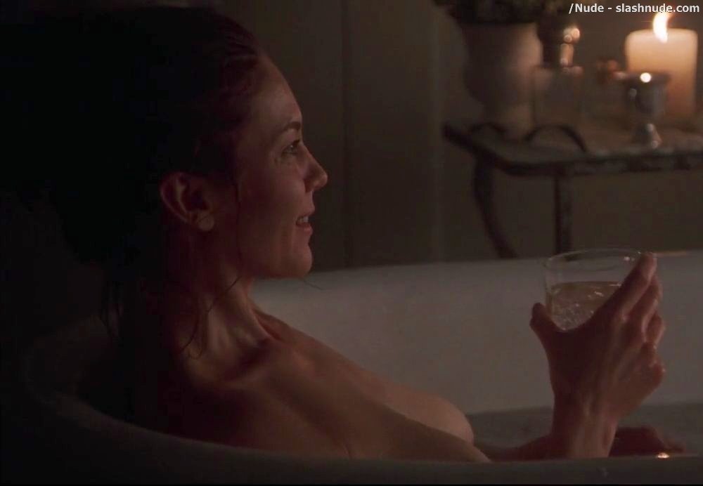 Diane Lane Nude In Unfaithful Bathtub Scene 24