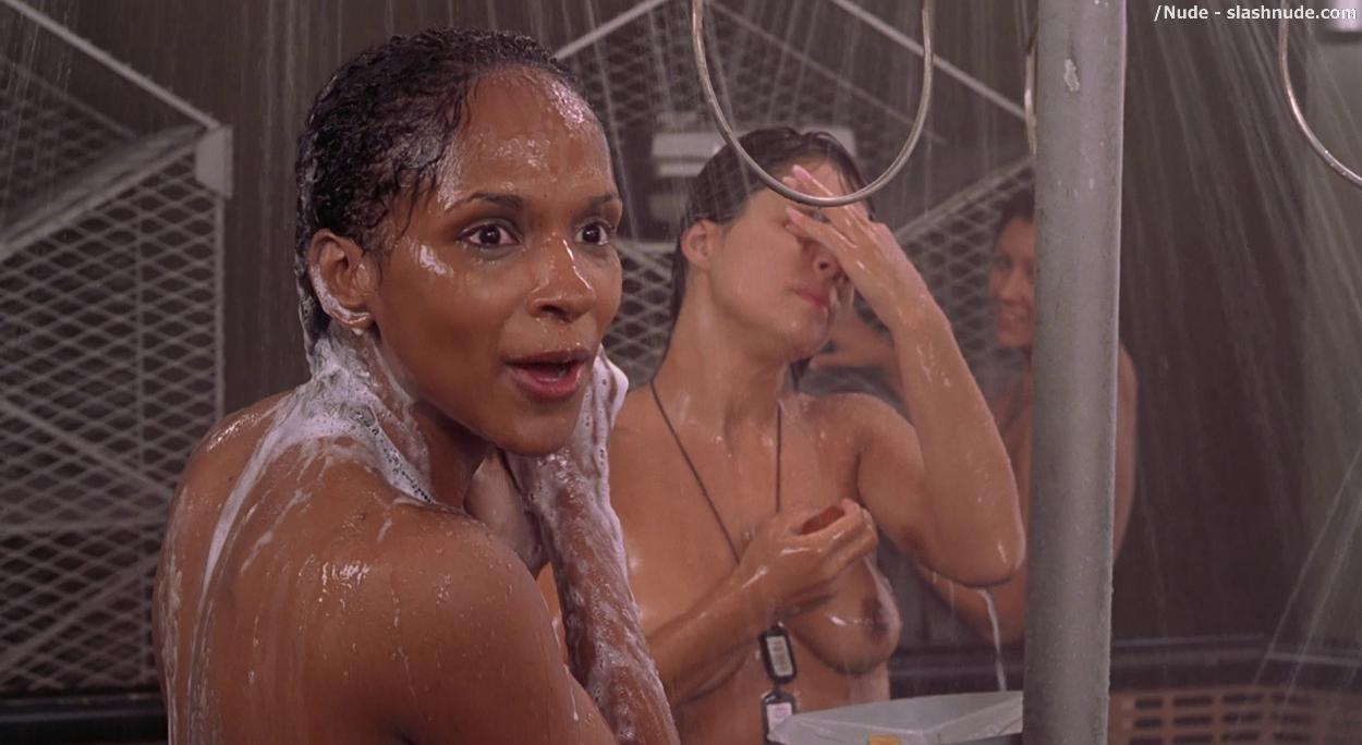 Dina Meyer Topless Starship Troopers Shower 4