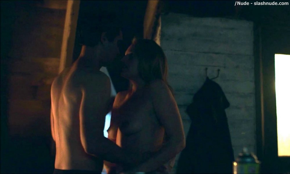 Elisabeth Moss Nude In The Handmaid Tale Sex Scene 6