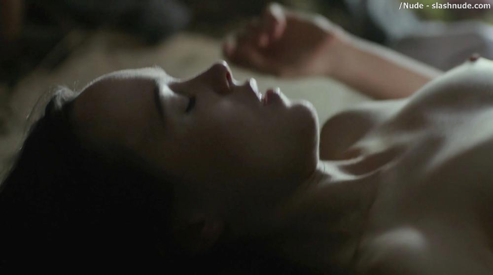Ellen Page Topless In Into Forest 6