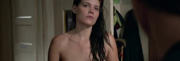 emma greenwell topless to drop the towel on shameless 1586