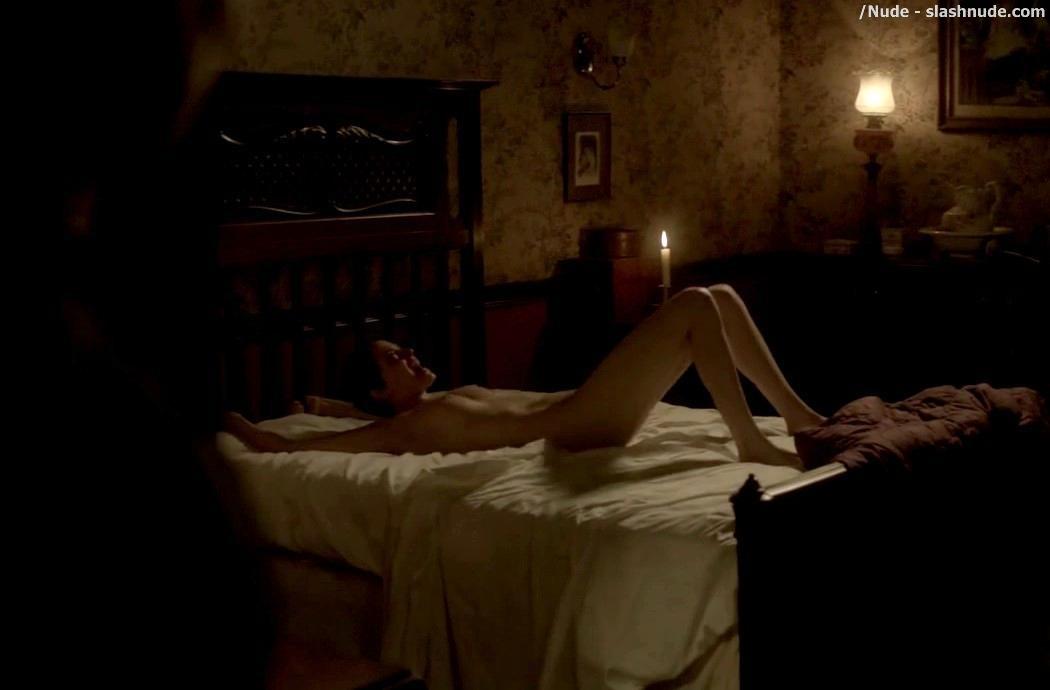 Eva Green Nude On Bed In Penny Dreadful 4