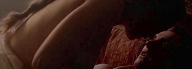 faye marsay nude to burn midnight candle burn on the white queen 1460