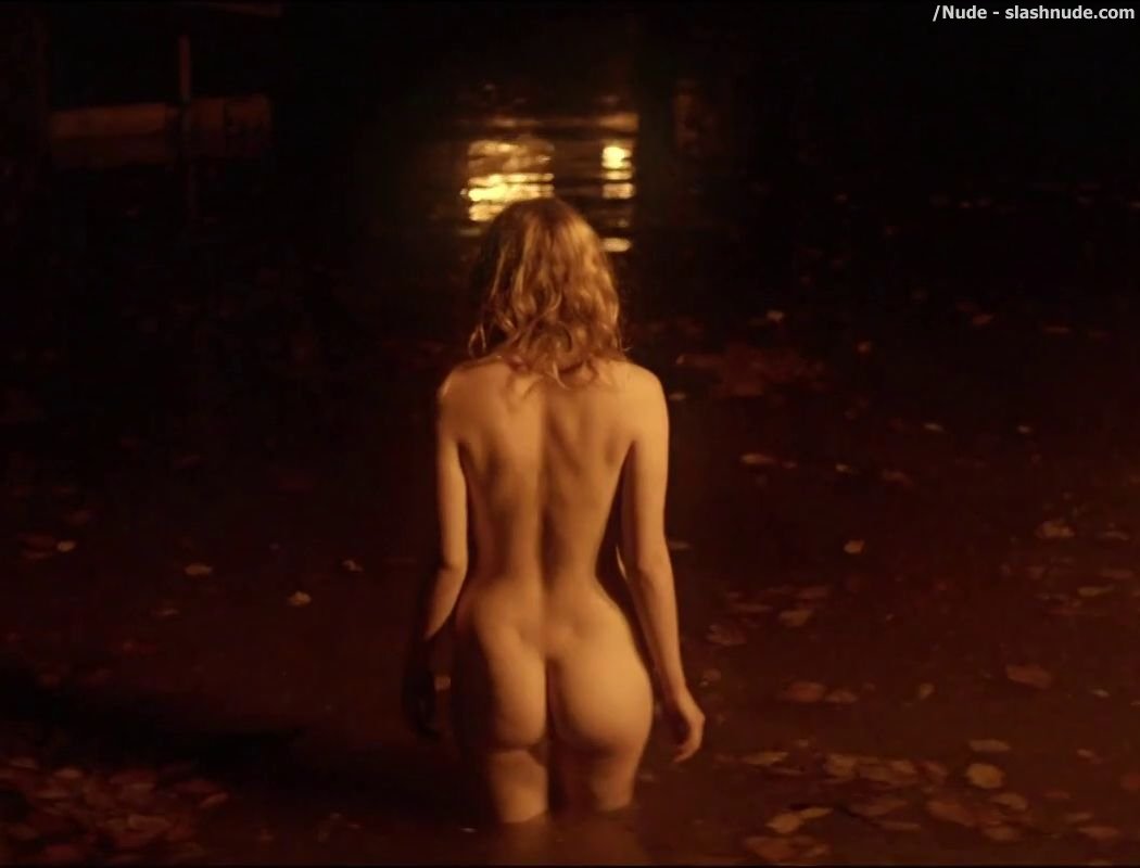 Hannah Murray Nude Ass Revealed In Bridgend 23