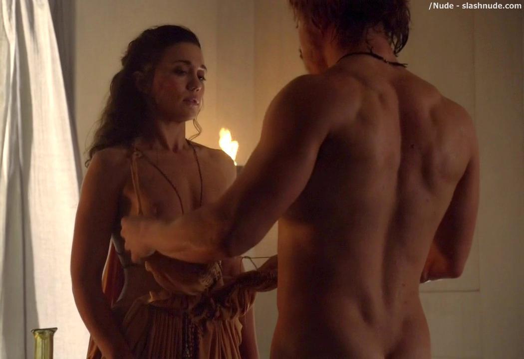 Jenna Lind Topless On Spartacus Blood And Sand 3