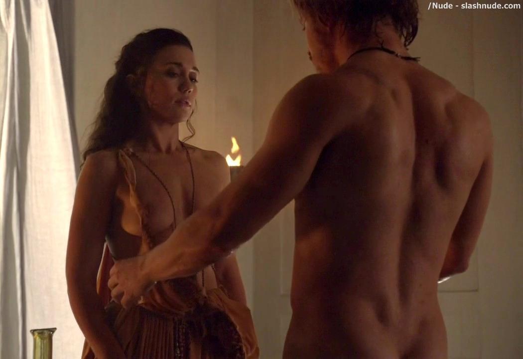 Jenna Lind Topless On Spartacus Blood And Sand 5