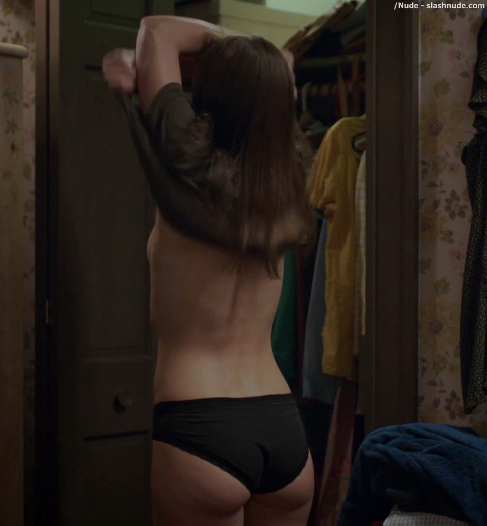 Jessica Biel Topless For A Glimpse In The Sinner 2
