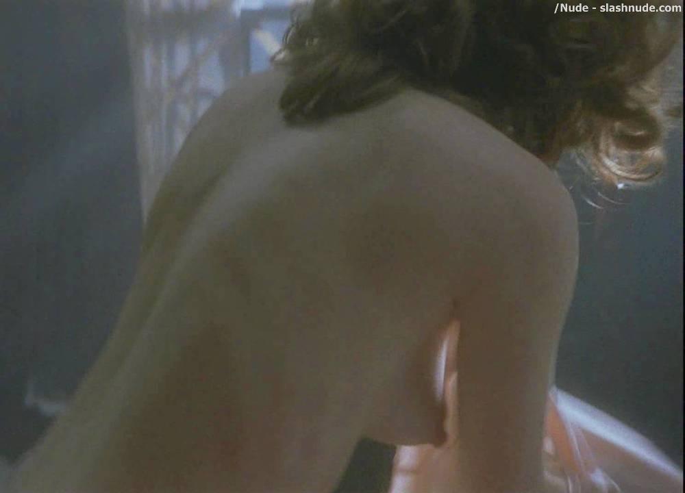 Julianne Moore Nude In The End Of Affair 5