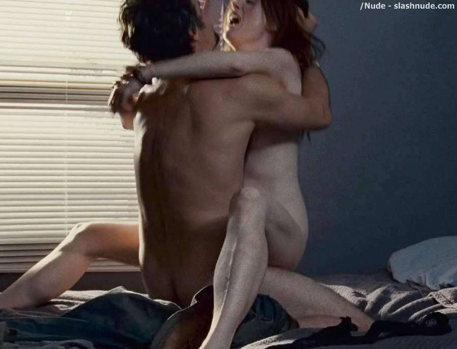 Julianne Moore Nude Scenes From The Kids Are All Right 8