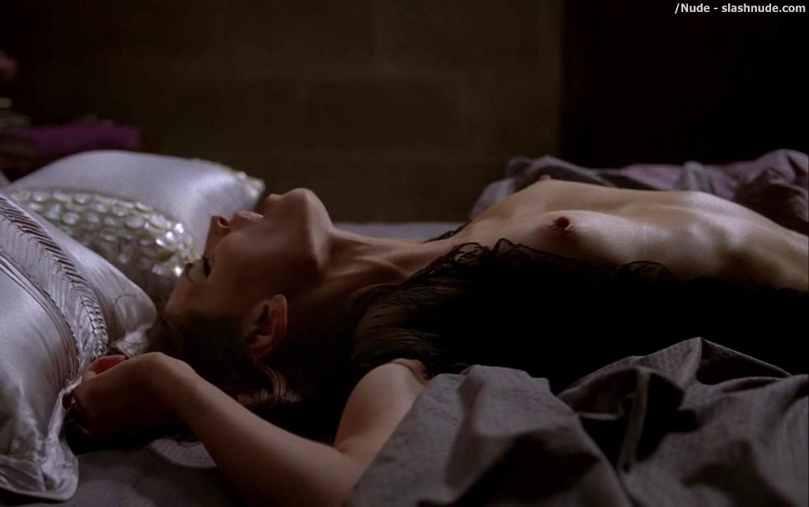 Karolina Wydra Nude To Moan In Pleasure On True Blood 4