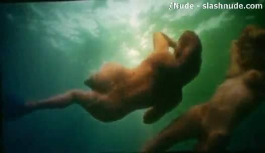 Kelly Brook And Riley Steele Swimming Naked In Piranha 3d 5