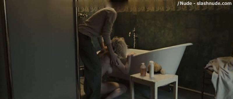 Kirsten Dunst Nude Scenes From Melancholia 8