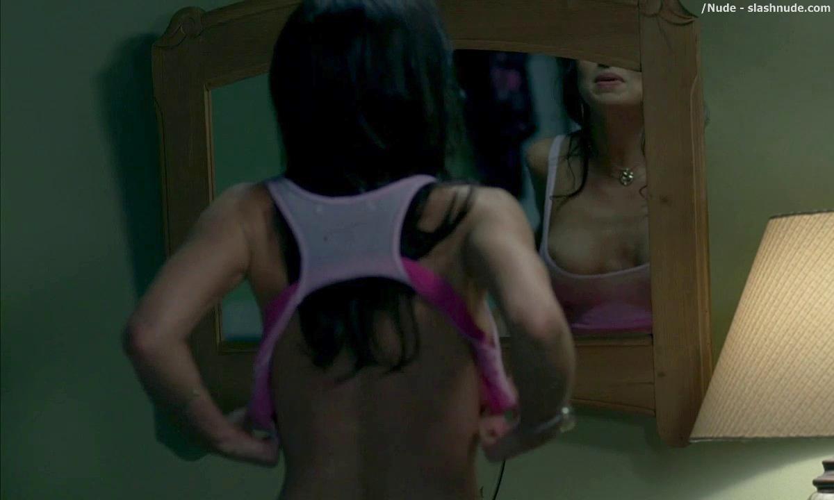 Lynn Collins Nude From True Blood First Season 25.