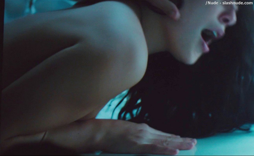 Natalie Martinez Nude In Broken City 22