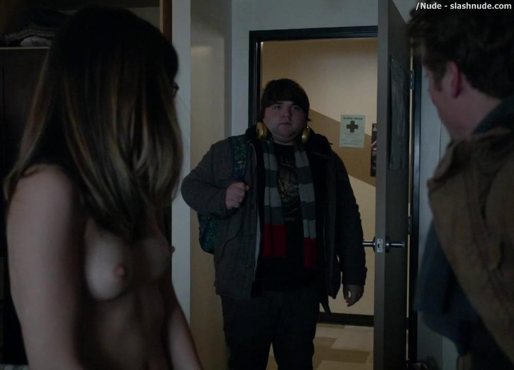 Nichole Bloom Topless Before Class On Shameless 17.