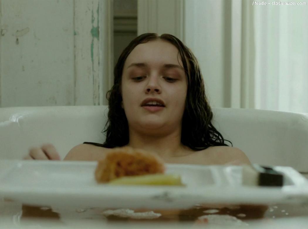 Olivia Cooke Topless In Bathtub In The Quiet Ones 8
