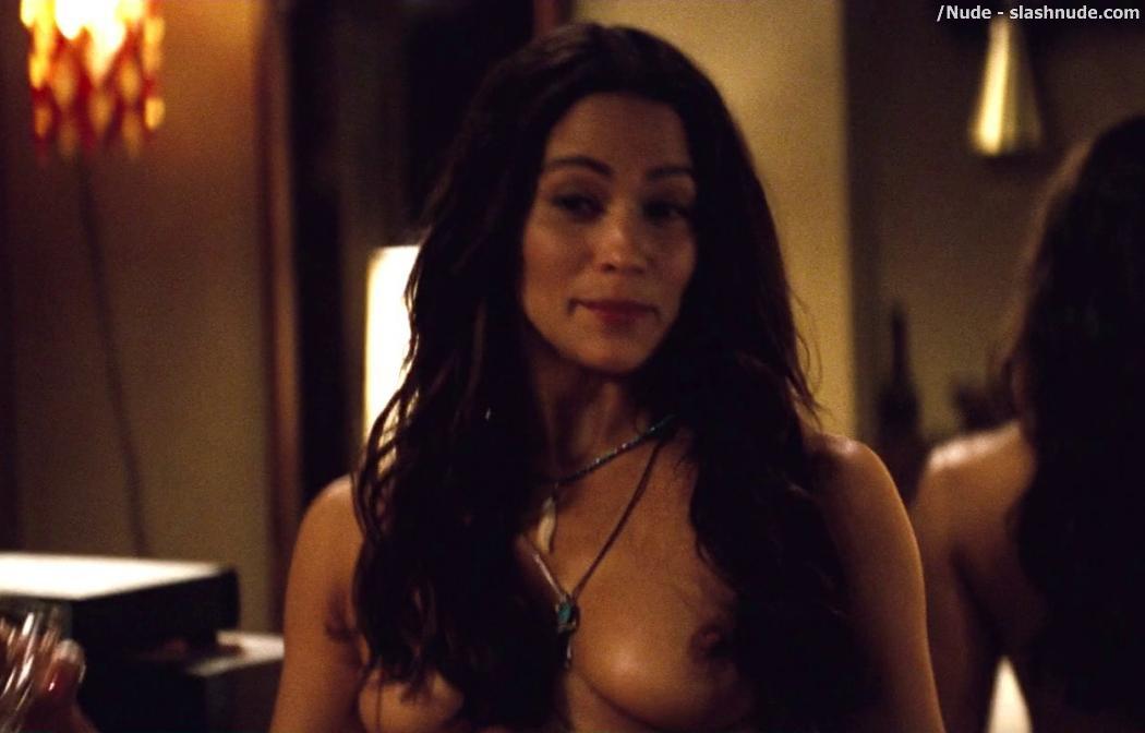 Paula Patton Topless In 2 Guns 6