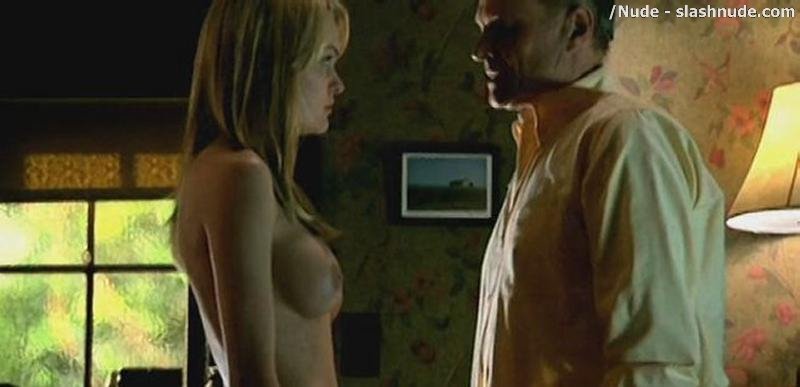 Sunny Mabrey Nude Top To Bottom In Species Iii 20.