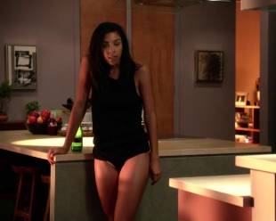 alice hunter topless and casual on house of lies 9095 3