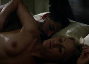 anna paquin topless from true blood final season premiere 0552 14