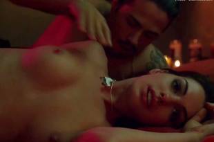 anne hathaway nude in havoc 3250 31