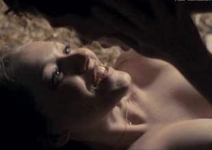 charlotte spencer nude sex scene from glue 3462 24