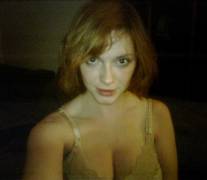 christina hendricks topless breasts revealed after phone hack 9329 3