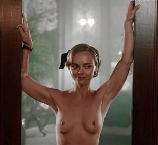 christina ricci nude full frontal in z the beginning of everything 3370 14