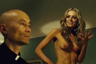 christine marzano topless in seven psychopaths 5361 18