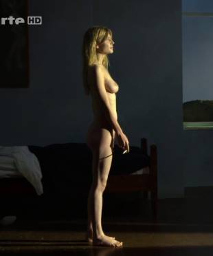clemence poesy nude to enjoy the view in hope 9953 15