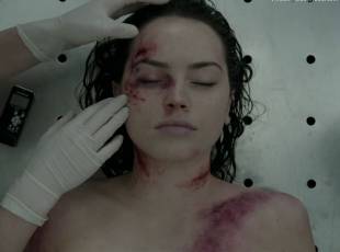 daisy ridley topless in silent witness 1520 4