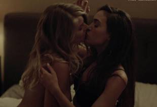 eliza coupe teri andrez topless together on casual 6149 7