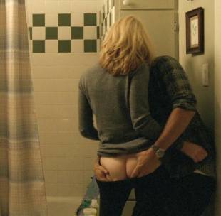 elizabeth banks nude ass bared in the details 4739 3