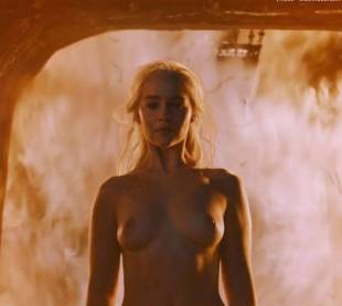 emilia clarke nude and fiery hot on game of thrones 6449 12