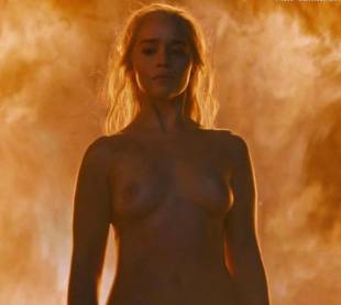 emilia clarke nude and fiery hot on game of thrones 6449 13