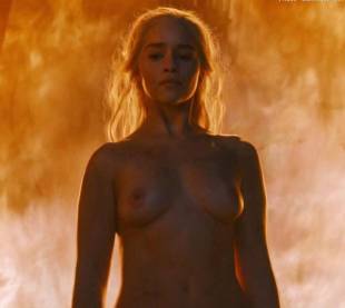 emilia clarke nude and fiery hot on game of thrones 6449 16