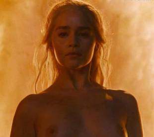 emilia clarke nude and fiery hot on game of thrones 6449 29
